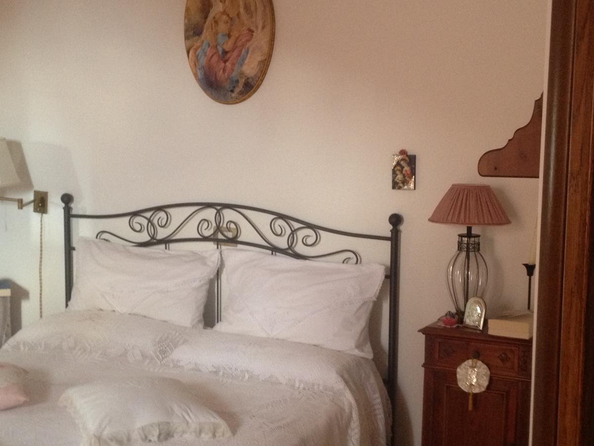 Bed and Breakfast La Casa Di Lidia Cardile Zimmer foto