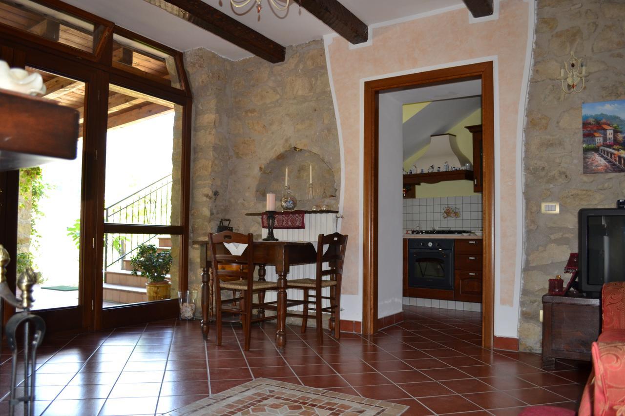 Bed and Breakfast La Casa Di Lidia Cardile Exterior foto