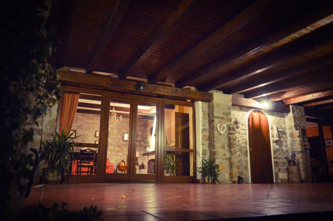Bed and Breakfast La Casa Di Lidia Cardile Exterior foto